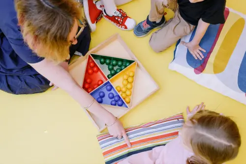 Monza, asilo nido: titolare ed educatrice ai domiciliari