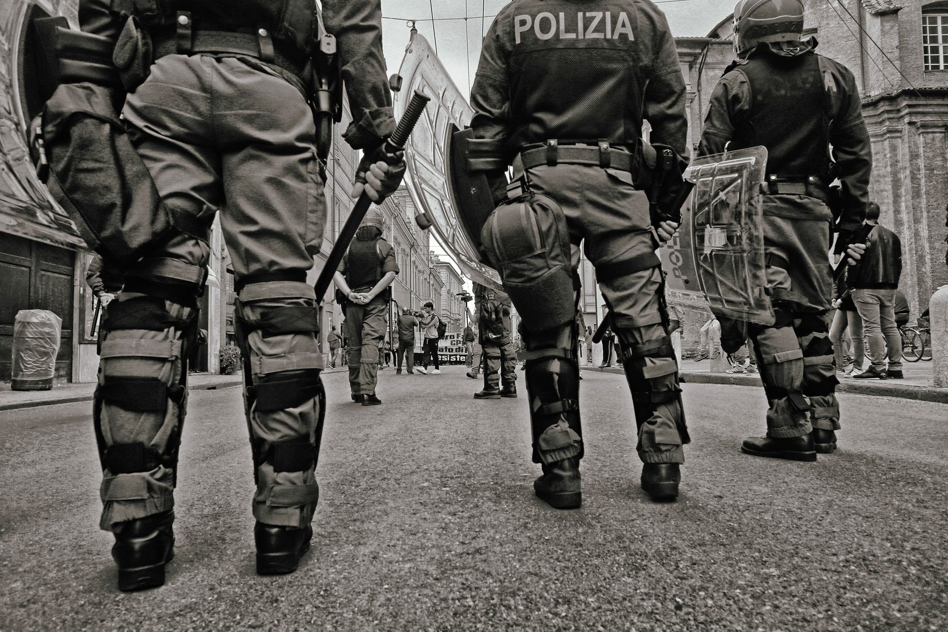 Carnate, controlli serali: un denunciato e armi sequestrate